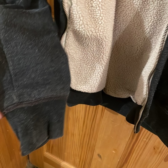 Old Navy zip up jacket - Picture 6 of 8